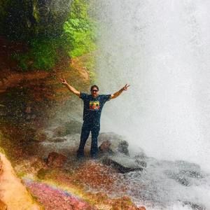 Meet your Posher, Chris